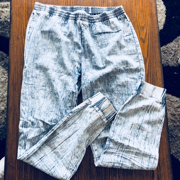 Very light denim joggers - Picture 2 of 4